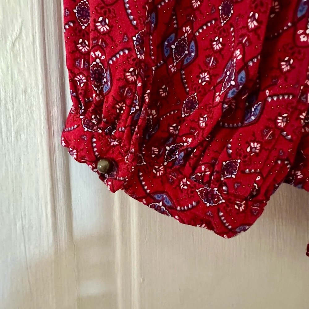 Red Patterned Women's Top - Picture 6 of 6